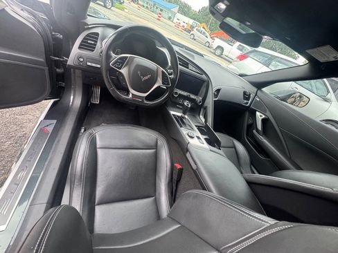 Used 2019 Chevrolet Corvette Z06 RWD image 14