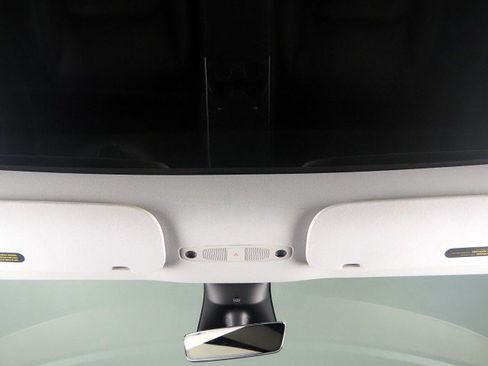 Used 2023 Tesla Model Y Long Range AWD/4WD image 65
