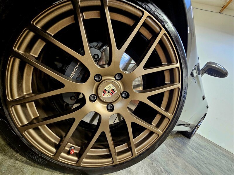 Used 2013 Porsche Panamera S RWD image 4