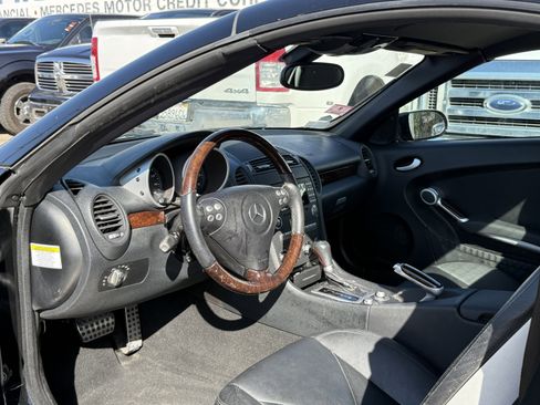 Used 2008 Mercedes-Benz SLK 280 w/ Premium Pkg I image 11