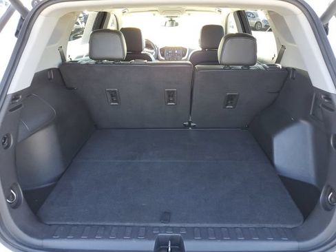 Certified 2023 GMC Terrain SLT w/ Tech Package AWD/4WD image 8