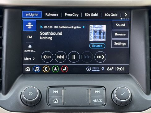 Used 2023 GMC Acadia Denali w/ Denali Technology Package FWD image 14