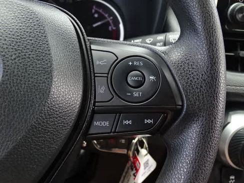Certified 2025 Toyota RAV4 LE FWD image 35