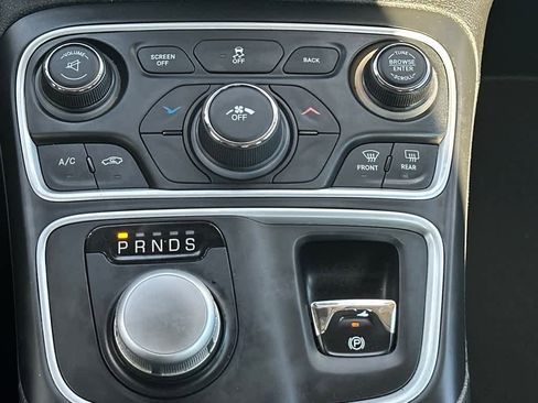 Used 2016 Chrysler 200 Limited w/ Anniversary Edition image 23