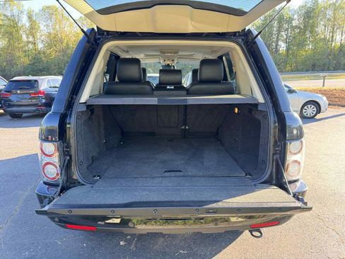 Used 2011 Land Rover Range Rover HSE image 22