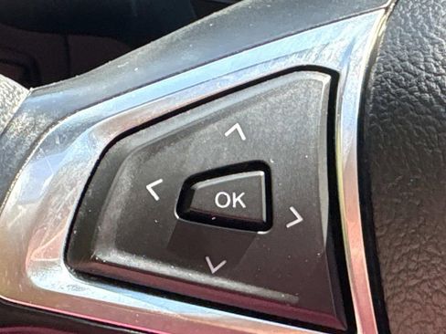 Used 2024 Ford Edge Titanium image 27