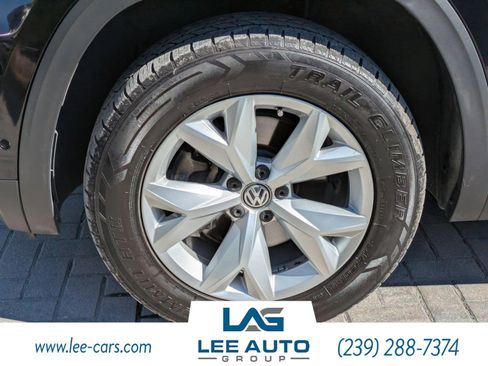 Used 2018 Volkswagen Atlas Launch Edition image 9