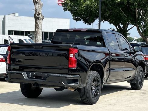 Used 2023 Chevrolet Silverado 1500 Custom w/ LPO, Dark Essentials Package RWD image 4