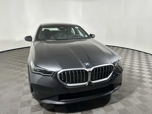 New 2026 BMW 530i xDrive w/ Premium Package image 6