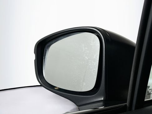 Used 2025 Honda Odyssey EX-L image 16