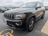 Used 2017 Jeep Grand Cherokee Limited image 4