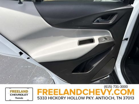 Used 2023 Chevrolet Equinox LT AWD/4WD image 16