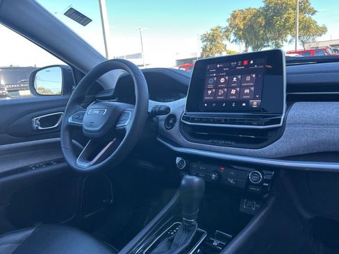 Certified 2022 Jeep Compass Latitude w/ Sun and Sound Group image 25