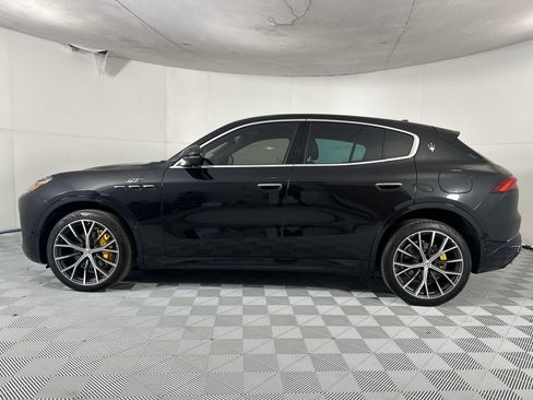 Used 2023 Maserati Grecale Modena AWD/4WD image 5