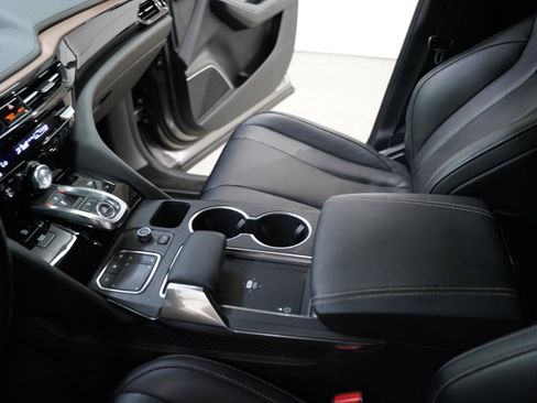 Used 2022 Acura MDX w/ Technology Package FWD image 22