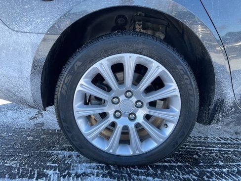 Used 2013 Buick LaCrosse Premium w/ Driver Confidence Package image 9