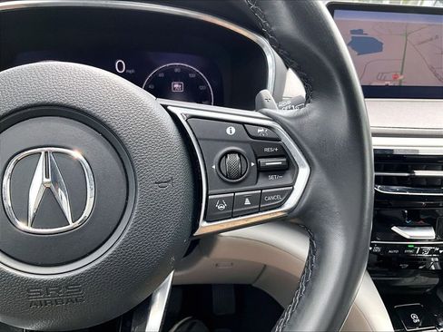 Used 2023 Acura MDX SH-AWD w/ Technology Package image 25