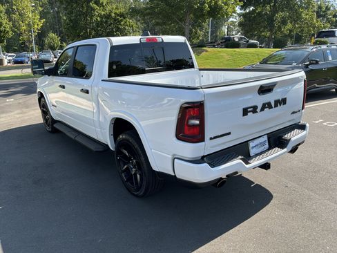 Used 2025 RAM 1500 Laramie w/ Night Edition AWD/4WD image 8