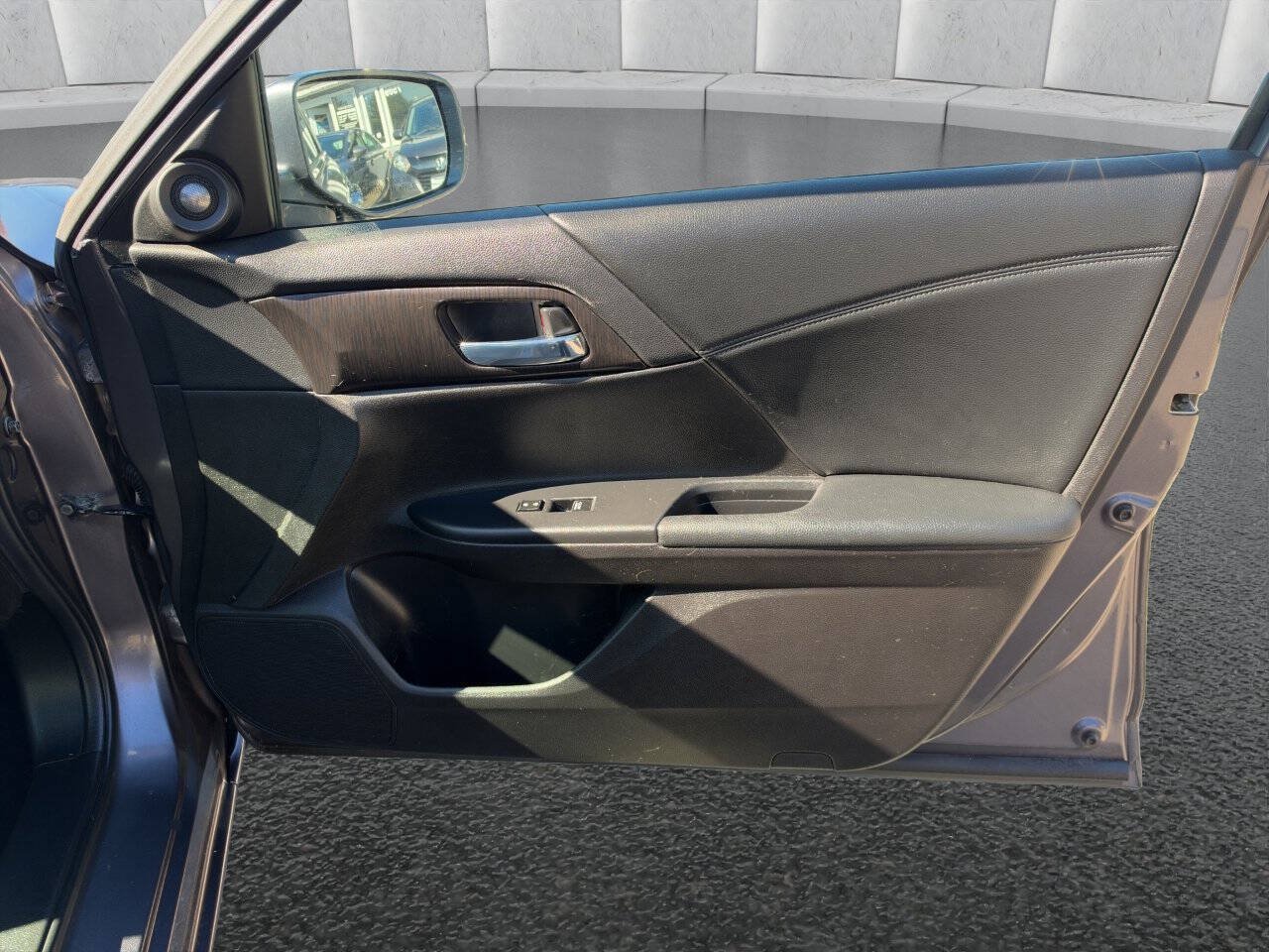 Used 2014 Honda Accord EX-L image 12