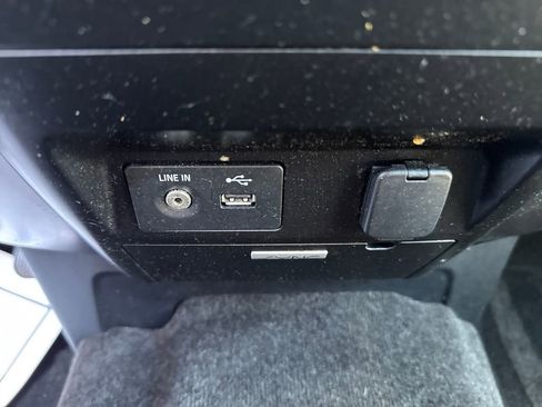 Used 2015 Ford F150 XLT RWD image 21