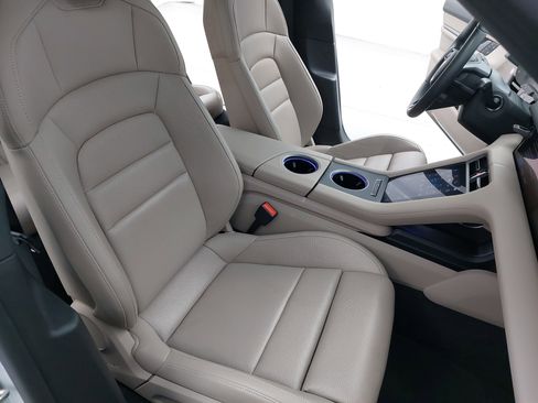 New 2025 Porsche Taycan image 12