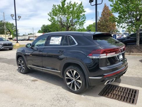 New 2026 Volkswagen Atlas Cross Sport SEL Premium R-Line AWD/4WD image 6