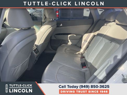 Used 2017 Kia Optima EX w/ Technology Package FWD image 18