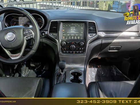 Used 2017 Jeep Grand Cherokee Trailhawk w/ Trailhawk Luxury Group AWD/4WD image 21