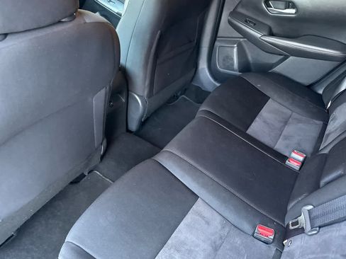 Used 2022 Nissan Sentra SR FWD image 11