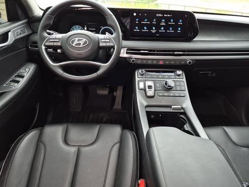 Used 2023 Hyundai Palisade Limited image 17