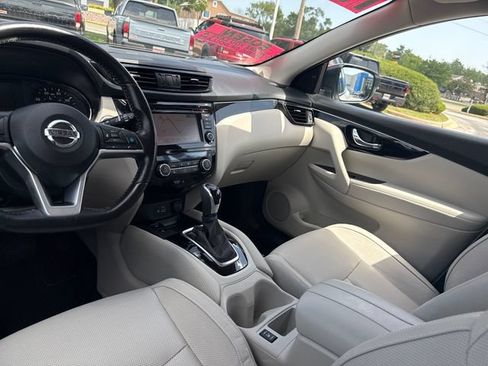 Used 2019 Nissan Rogue Sport SL w/ Premium Package AWD/4WD image 23