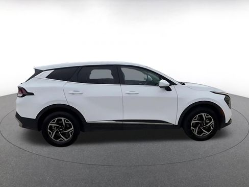 Used 2025 Kia Sportage LX FWD image 16
