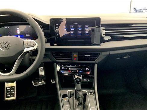 New 2026 Volkswagen Jetta Sport image 8