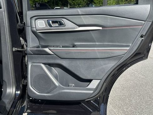 Used 2025 Ford Explorer ST w/ Sun And Sound Package AWD/4WD image 17