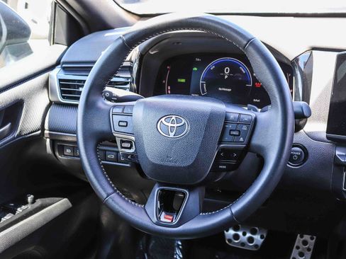 Certified 2025 Toyota Camry SE w/ Convenience Package FWD image 16