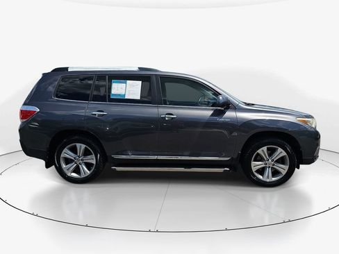 Used 2013 Toyota Highlander Limited FWD image 5