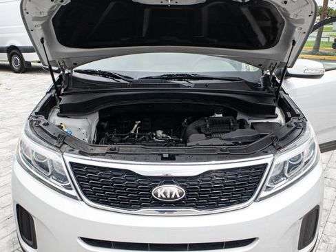 Used 2014 Kia Sorento LX FWD image 27