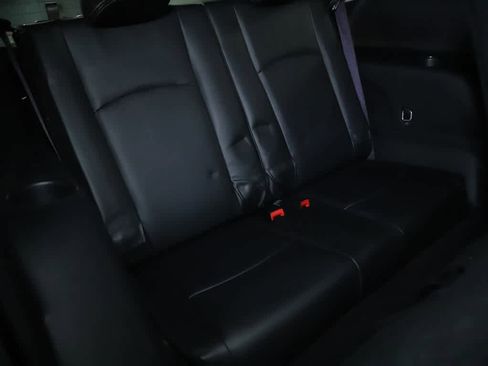 Used 2017 Dodge Journey Crossroad w/ Popular Equipment Group image 34
