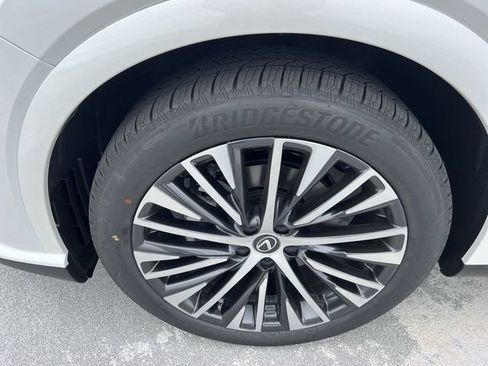 Used 2024 Lexus RX 350 Premium Plus w/ Convenience Package FWD image 10