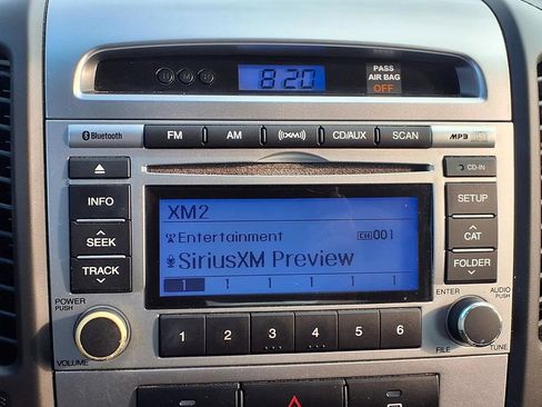 Used 2012 Hyundai Santa Fe SE FWD image 4