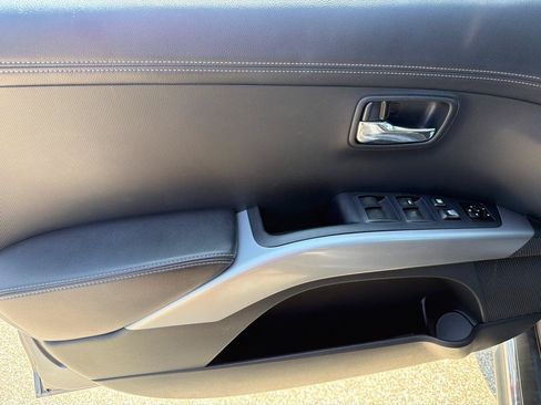 Used 2012 Mitsubishi Outlander GT FWD image 15