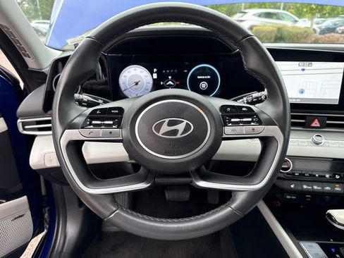 Used 2024 Hyundai Elantra Limited FWD image 12