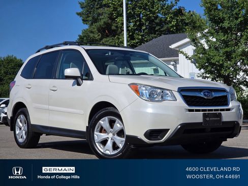 Used 2015 Subaru Forester 2.5i Premium AWD/4WD image 4