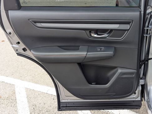 Used 2023 Honda CR-V Sport image 16