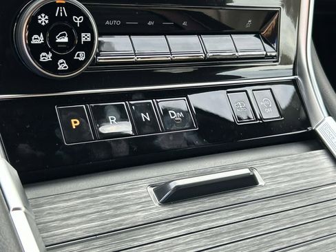 New 2026 Nissan Armada Platinum Reserve AWD/4WD image 36