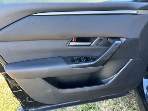 Used 2025 MAZDA CX-50 AWD 2.5 S w/ Preferred Package image 21