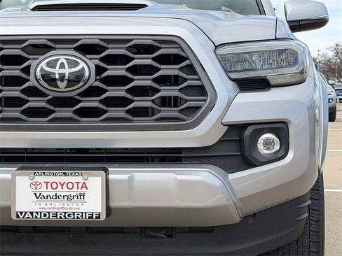 Certified 2023 Toyota Tacoma TRD Sport image 9