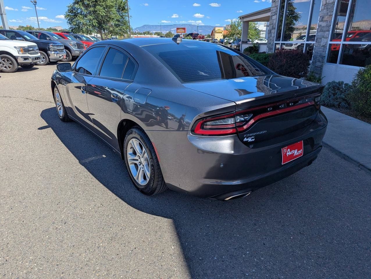 Used 2023 Dodge Charger SXT RWD image 3
