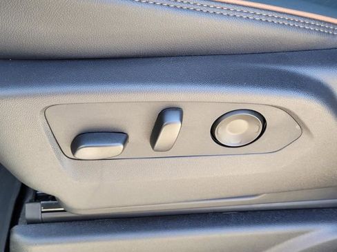 New 2026 GMC Yukon XL AT4 w/ AT4 Premium Package image 24