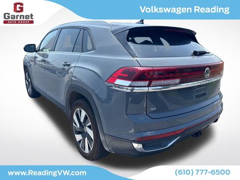 Used 2025 Volkswagen Atlas Cross Sport SE AWD/4WD image 3